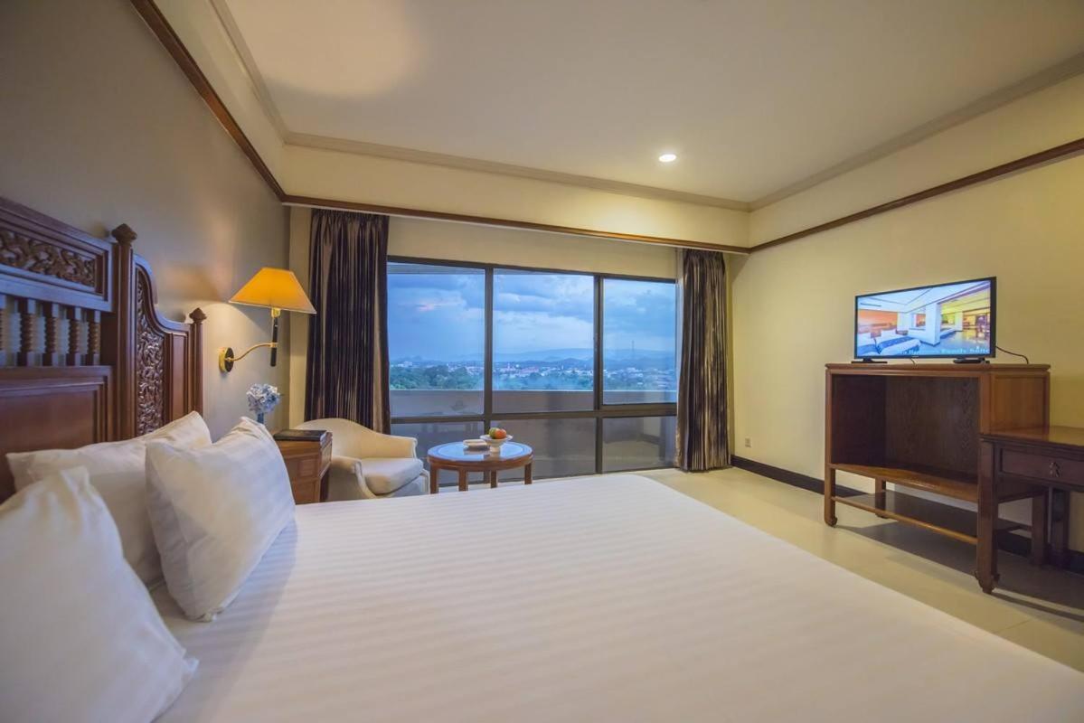 Loei Palace Hotel Ngoại thất bức ảnh